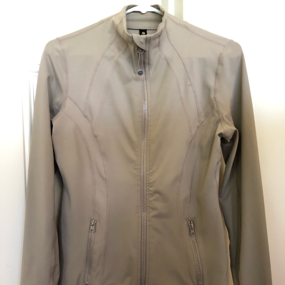 90 Degree zip up jacket size M